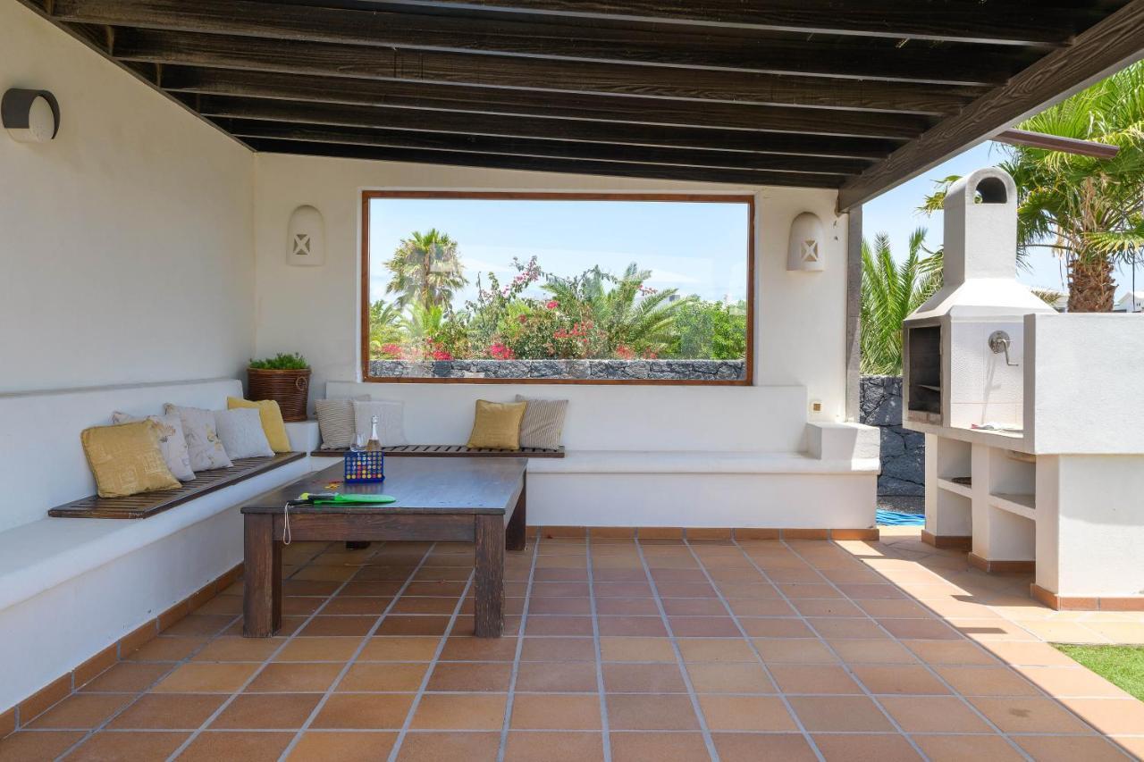Villa Los Dragos Playa Blanca  Exterior photo