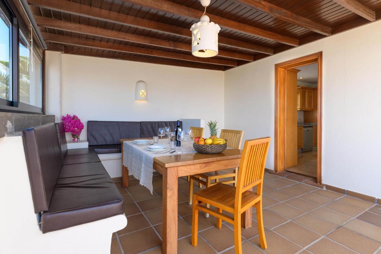 Villa Los Dragos Playa Blanca  Exterior photo
