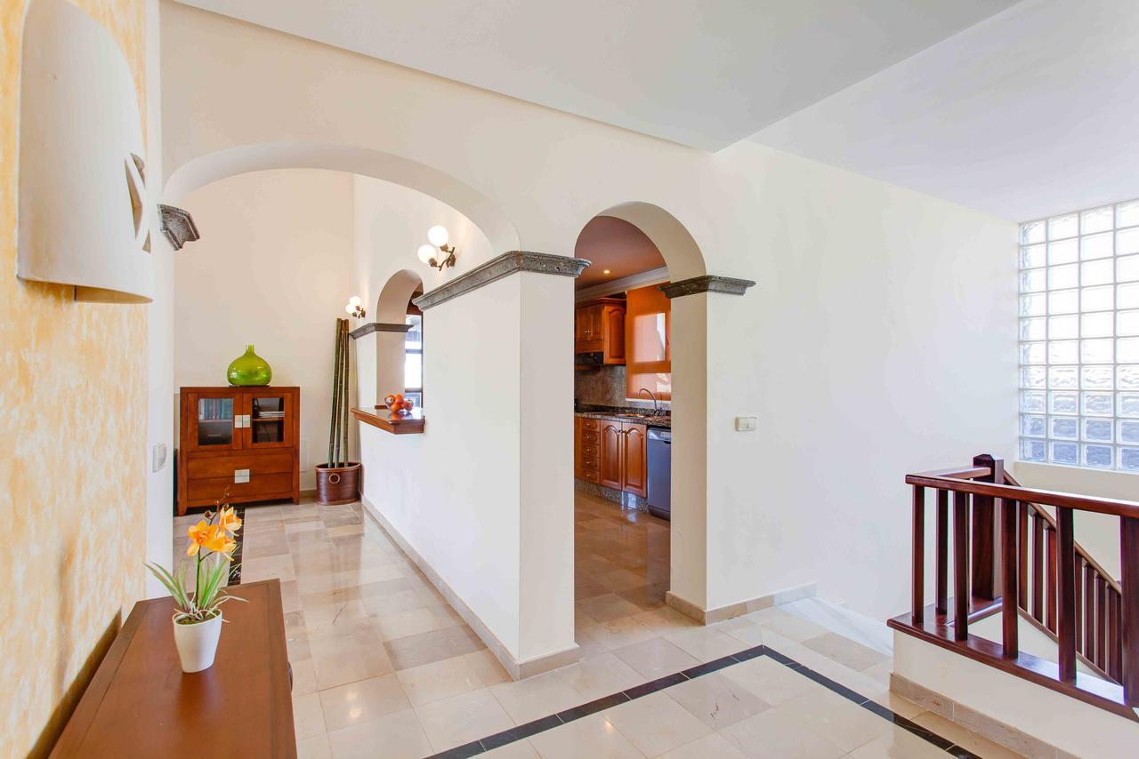 Villa Los Dragos Playa Blanca  Exterior photo